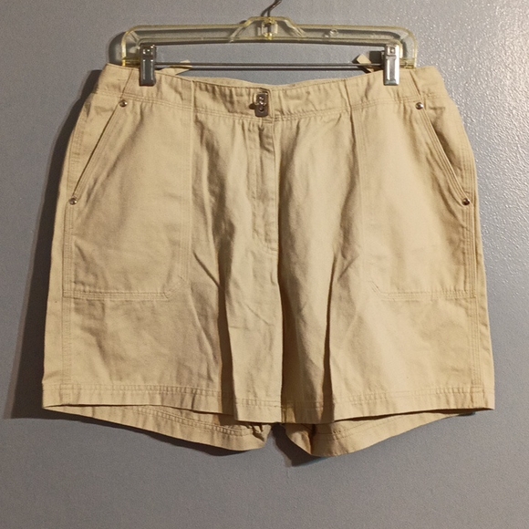 J. KHAKI women's tan size 14 shorts - Picture 5 of 17